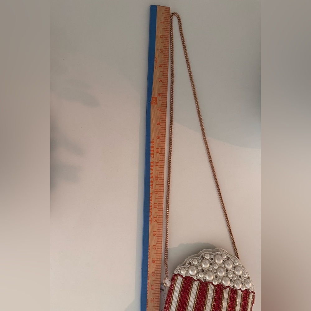 Viral  Beaded Popcorn Women’s Bag With Gold Crossbody Chain Made In India NWT - Picture 6 of 8